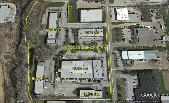 5000 Tremont Ave, Davenport, IA 52807